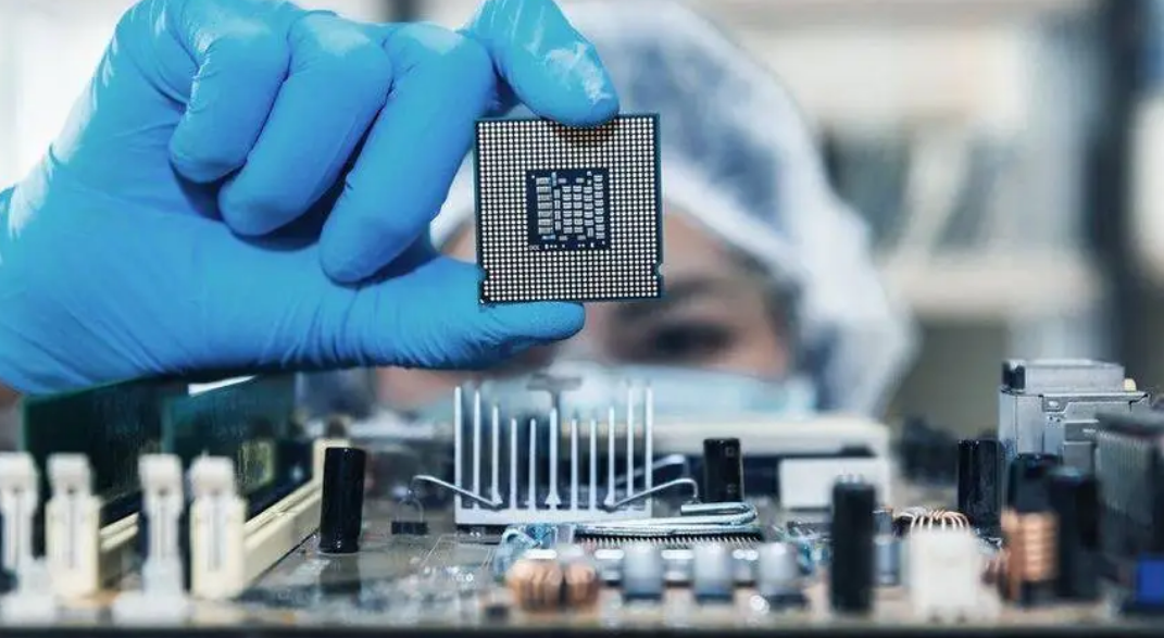 2022 Q1(1-4月)集成電路累計產量1074億塊 較去年呈下降趨勢(圖2) 10-22051GJ9222N.png