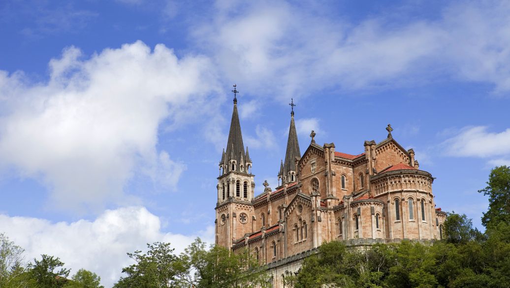 英國格拉斯哥大學科學家研究砷化鎵制成的微型半導體打印到柔性表面新方法(圖1)