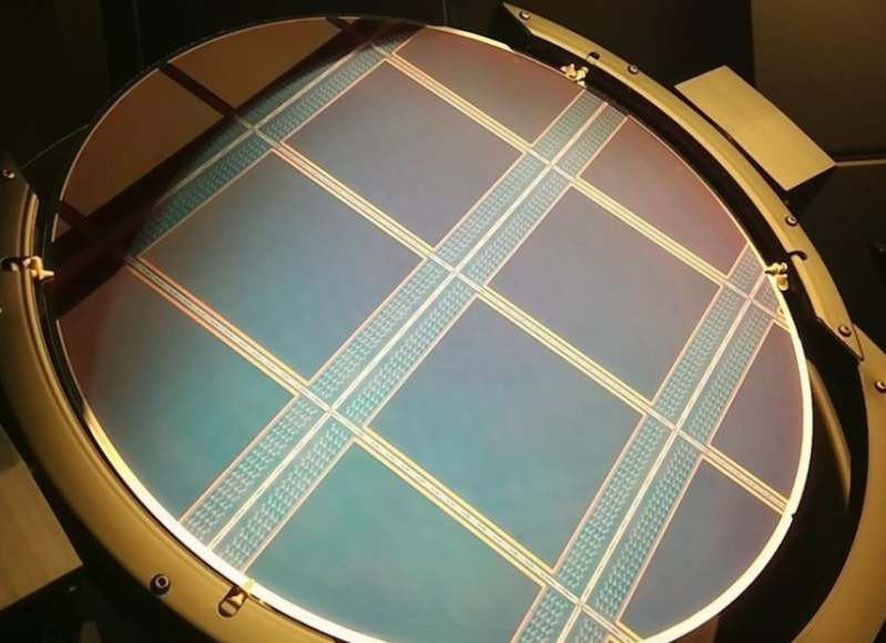 半導體和意法 Sphere Studios 聯合打造世界上最大的電影攝像機圖像傳感器(圖1) 9-240123162301628.png